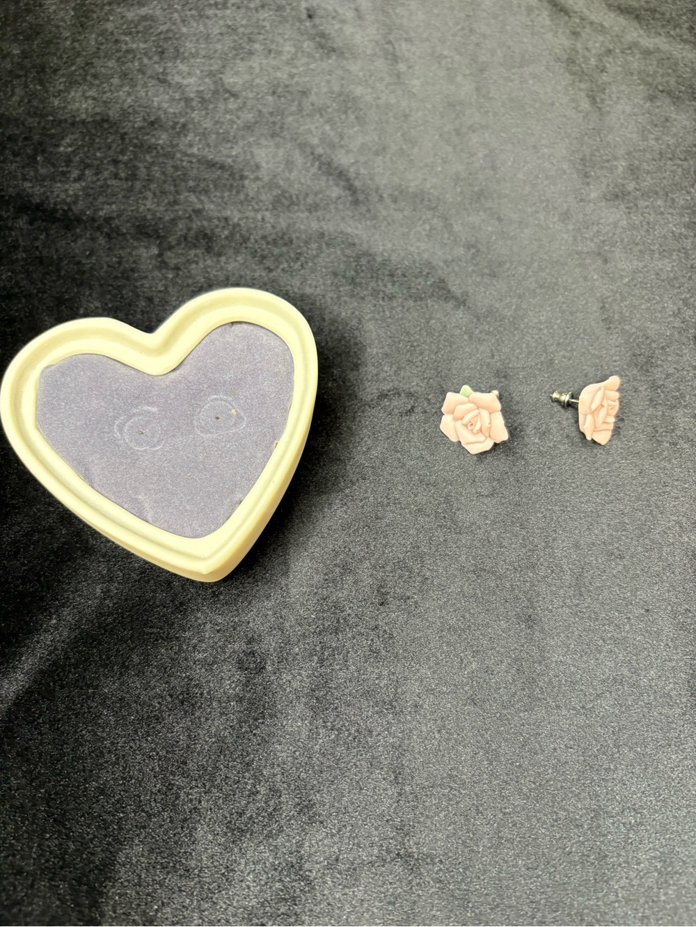 Vintage Style Pink Porcelain Rose Earings - Picture 4 of 5